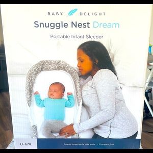 Baby delight portable infant sleeper